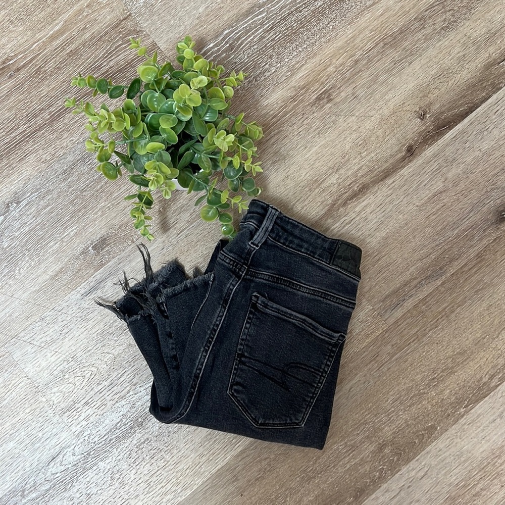 American Eagle Super High Rise Jegging